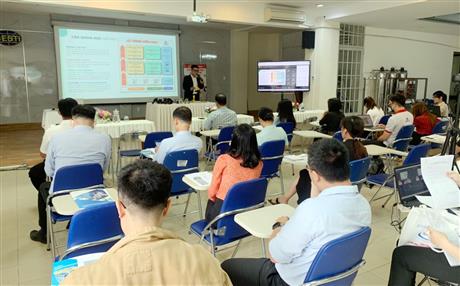 Trẻ em từ 4 tuổi có thể tiếp xúc ngay công nghệ lập trình robot